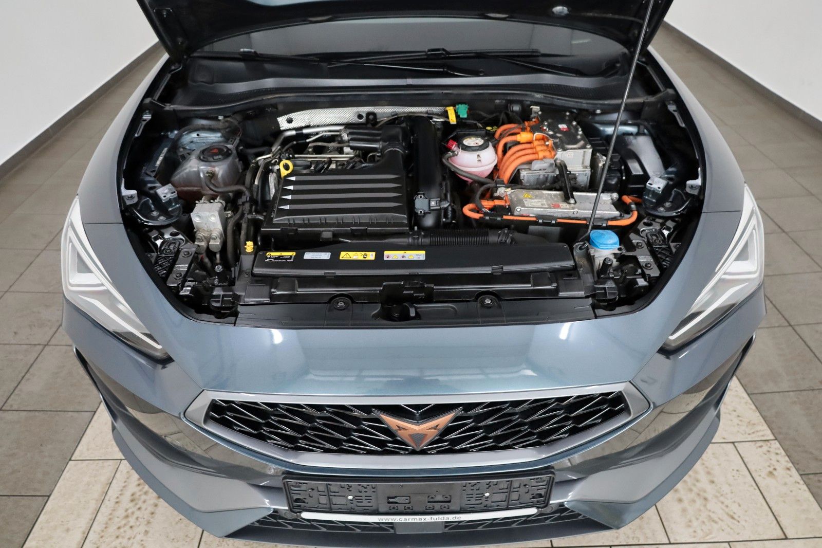 Fahrzeugabbildung CUPRA Leon Sportstourer VZ,Leder,Navi,LED,SH,Kamera+WR