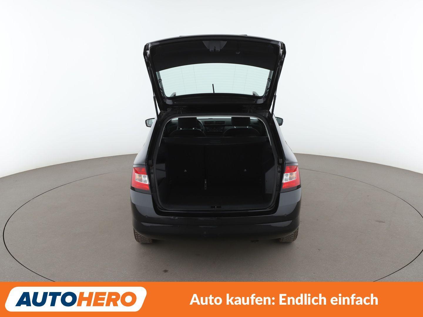 Skoda Fabia 1.0 TSI Style Aut. *TEMPO*PDC*SHZ*ALU*