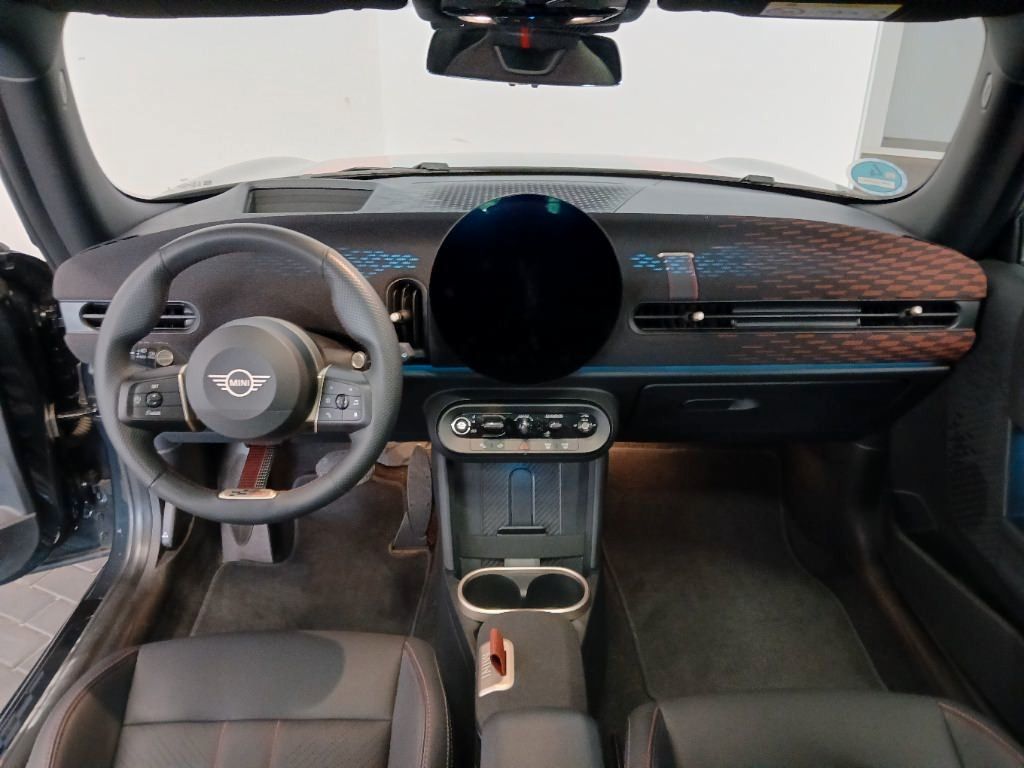 Fahrzeugabbildung MINI Cooper C John Cooper Works Trim L HuD Leder Ambi