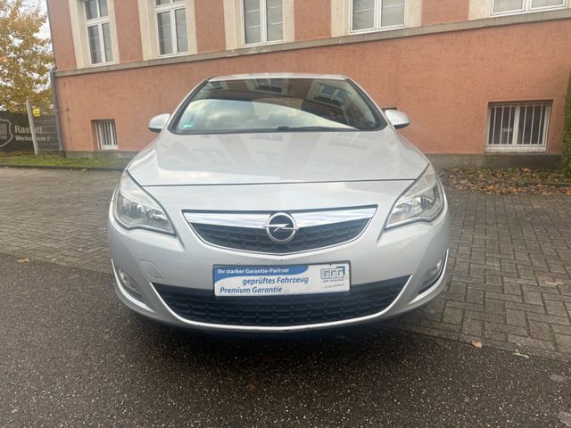 Opel Astra J Lim. 5-trg. Edition+TÜV NEU+KLIMA+FAHRR.