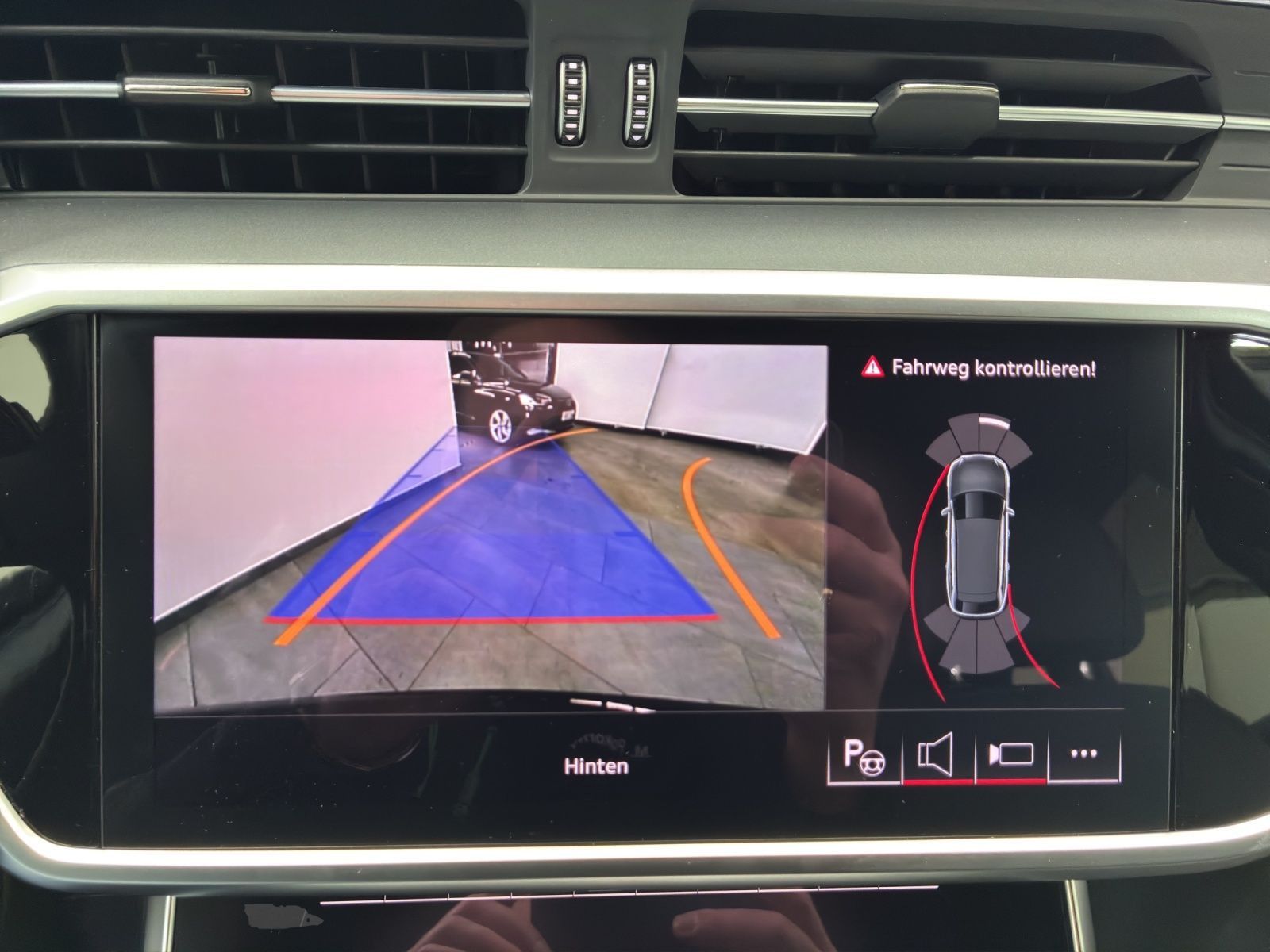 Audi A6 - Bild 16