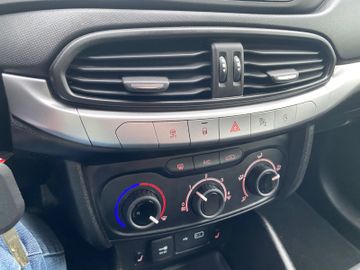 Bild 13 Fiat Tipo Street