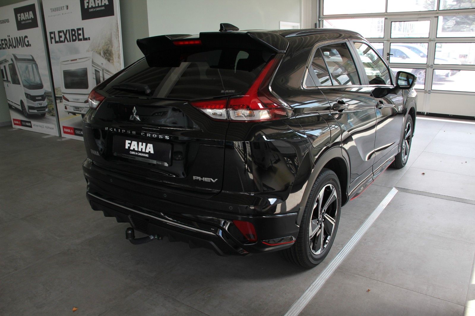 Fahrzeugabbildung Mitsubishi Eclipse Cross Top PHEV AHK
