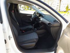 Fahrzeugabbildung Opel Corsa F Edition Alu Dachpaket Anschlußgarantie