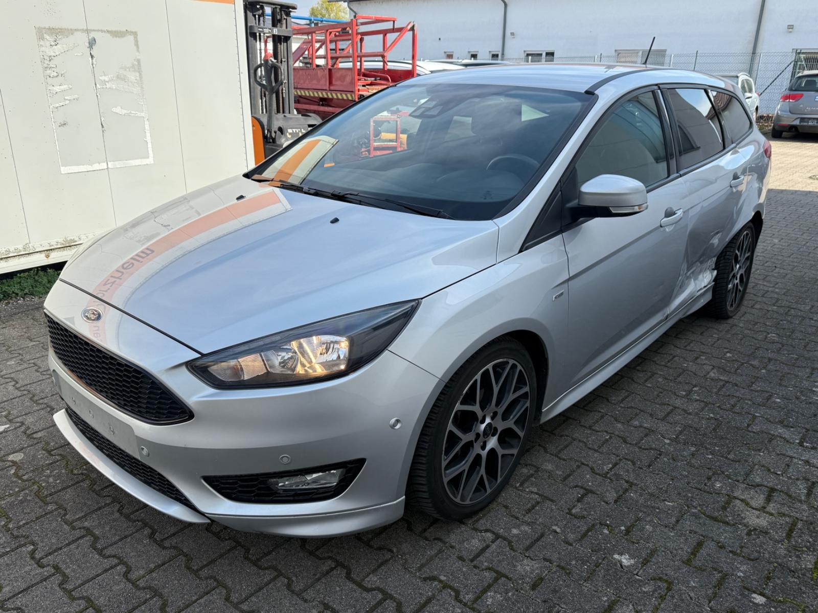 Ford Focus Turnier ST-Line 1.0 /Klima / SHZ