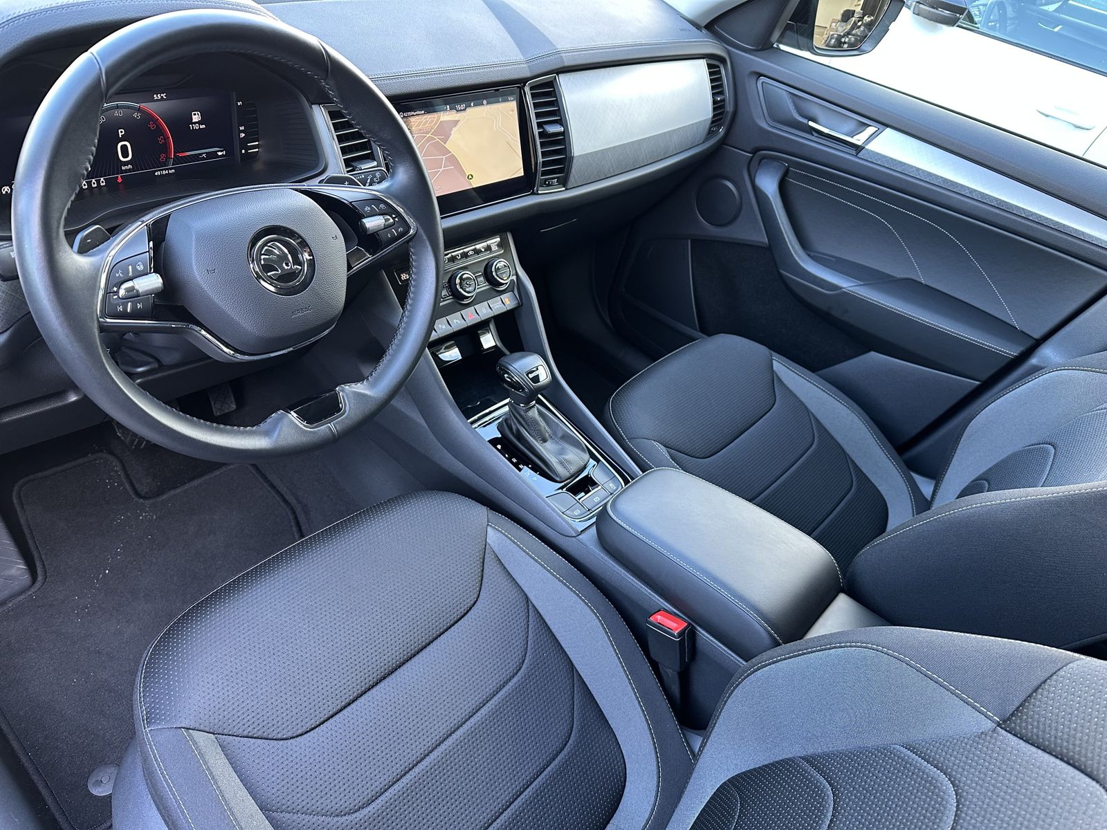 Fahrzeugabbildung SKODA Kodiaq 2.0 TDI DSG Tour NAV+LED+KAMERA+ACC+19ZO