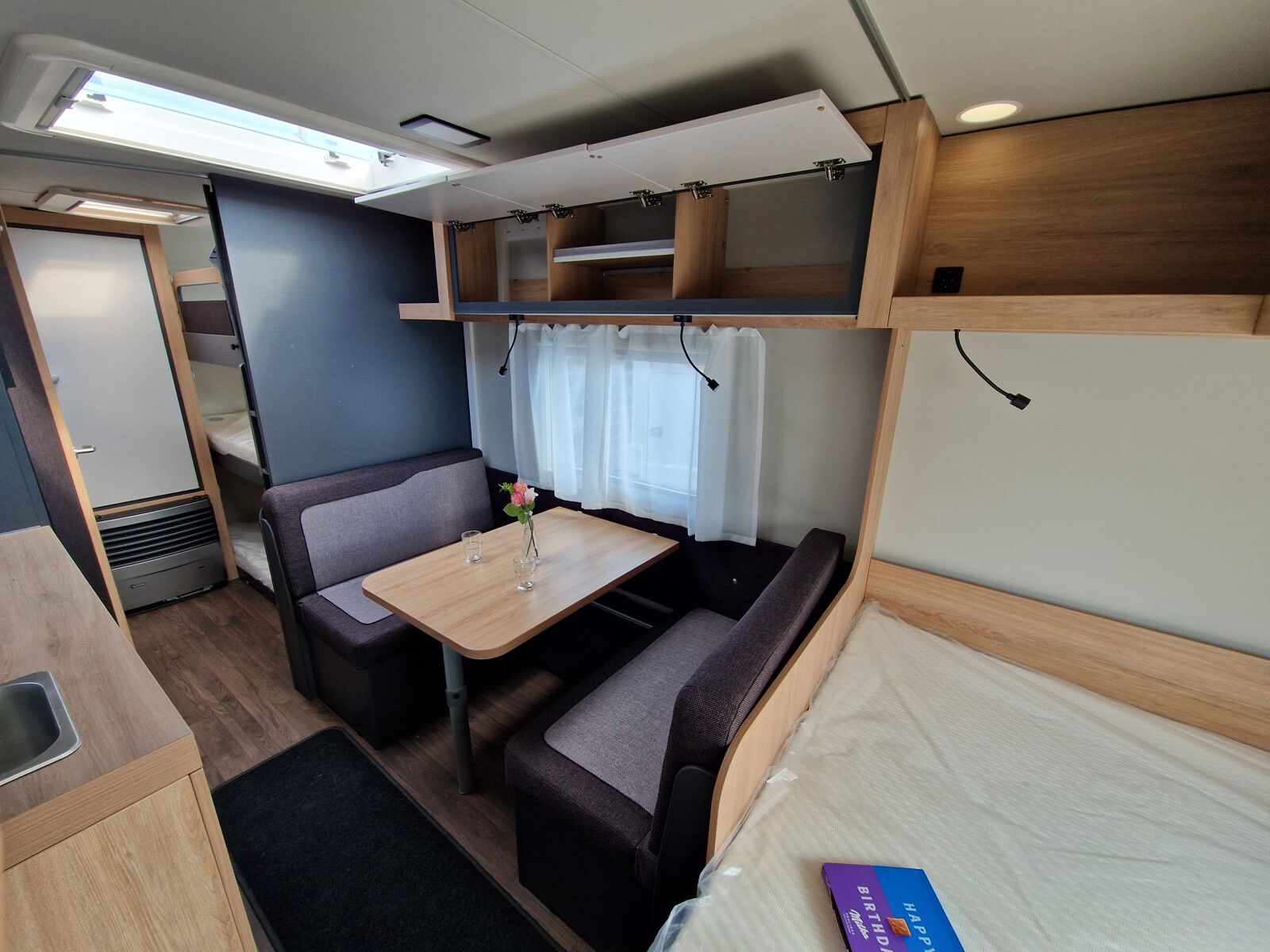 Fahrzeugabbildung Knaus Sport 500 KD 3-Etagenbett mit Garagenklappe