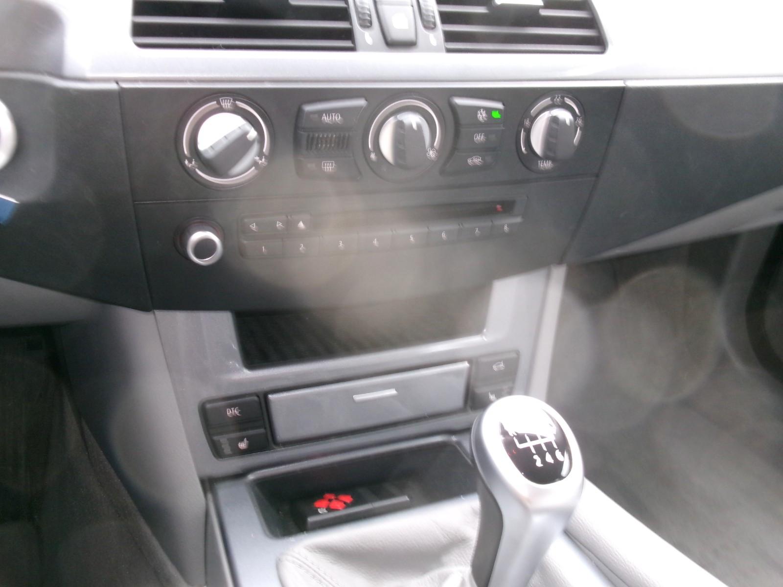 BMW 523 5 BERLINE 523 I / XENON | 190 ch | BVM | HAYON ÉLECTRIQUE | VOLANT EN CUIR