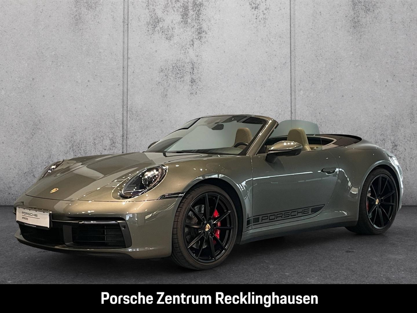 Porsche 992 911 Carrera 4S Cabriolet Surround-View LED