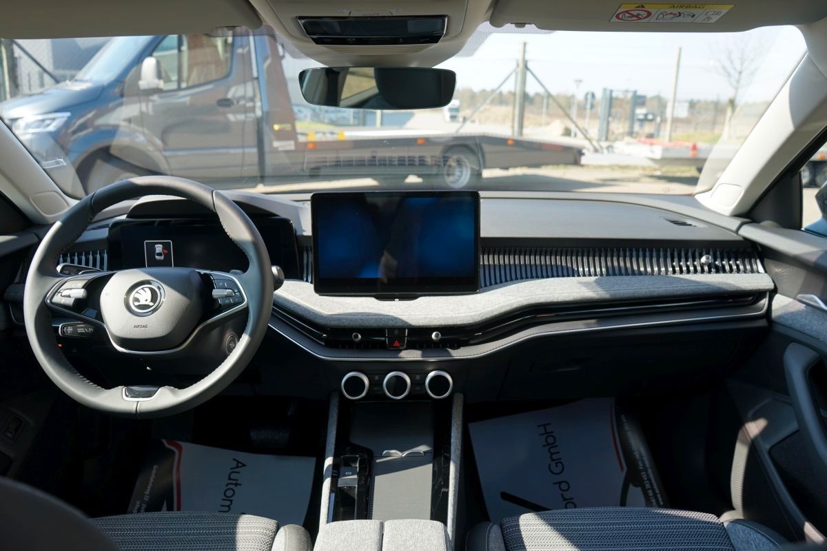 Fahrzeugabbildung SKODA Superb Lim. 1.5 TSI mHEV 110kW Selection
