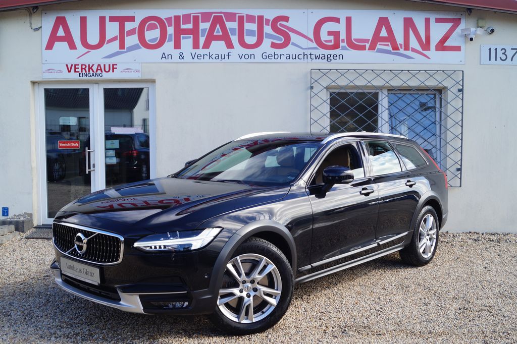 Image of Volvo V90 Cross Country