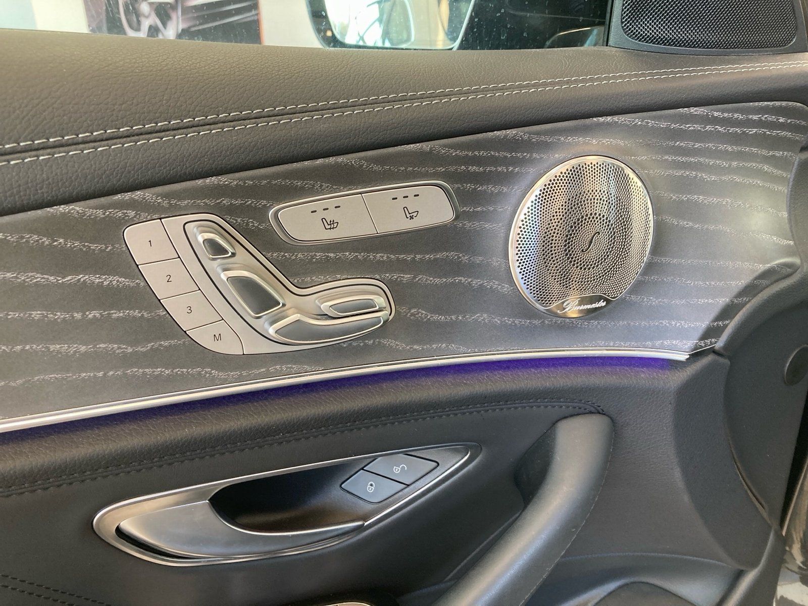 Fahrzeugabbildung Mercedes-Benz E 53 T 4M+ AMG*Distronic*Panorama*AHK*Standheiz*