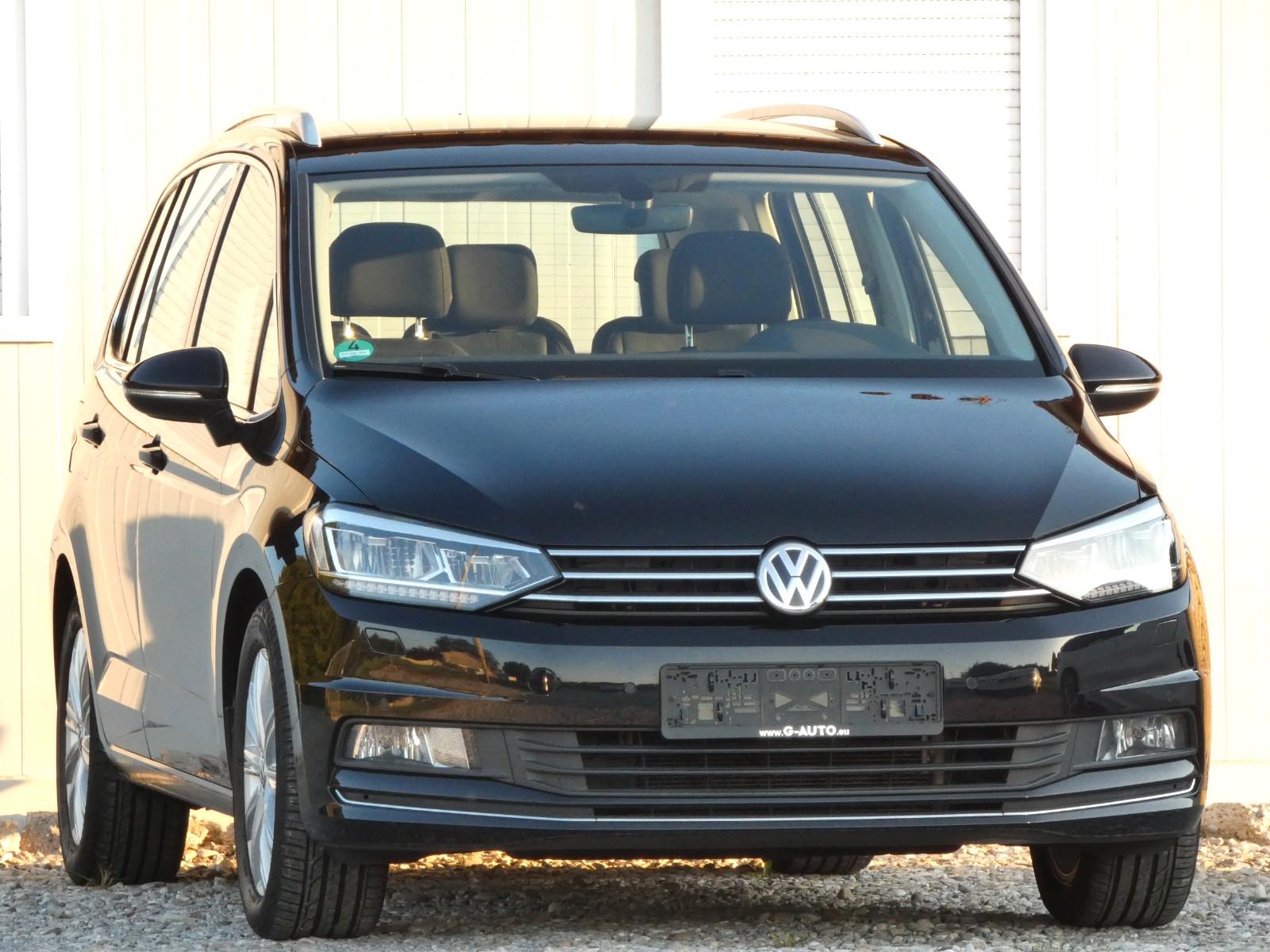 Volkswagen Touran Highline 2.0 tdi DSG LED/KAMERA/ALCANTARA
