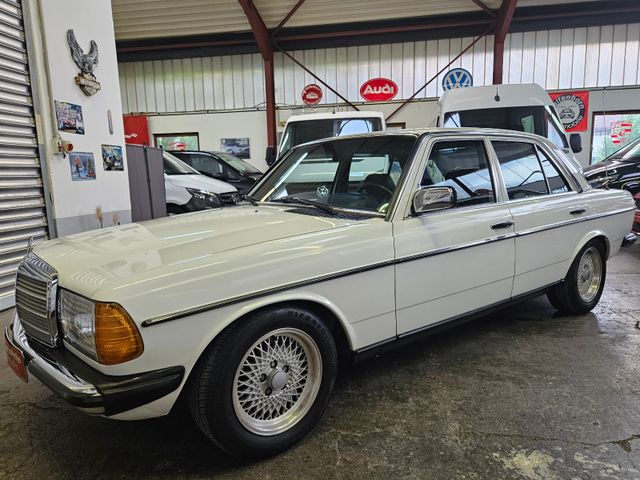 Mercedes-Benz 200/3.Hand/H-Abnahme/Original auf Wunsch