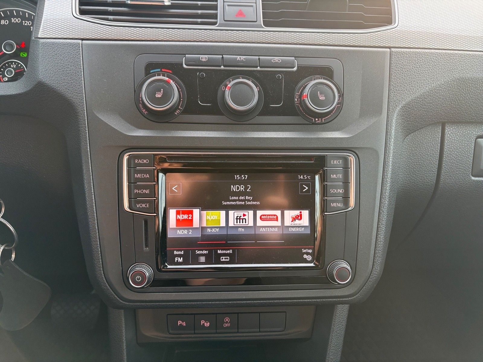 Fahrzeugabbildung Volkswagen Caddy PKW Comfortline BMT