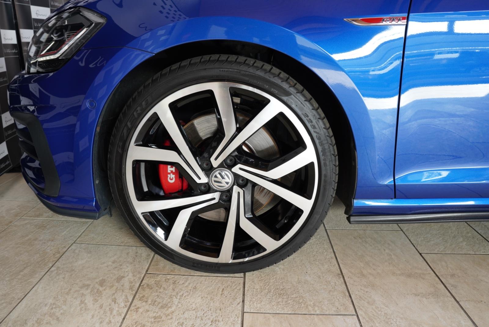Volkswagen Golf VII Lim. *GTI Performance*ACC*AHK*DigitalCo
