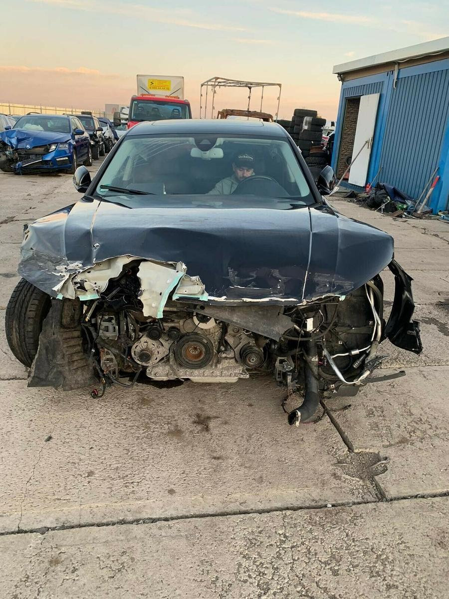 Audi A8 3.0 TDI clean diesel tiptr. quattro