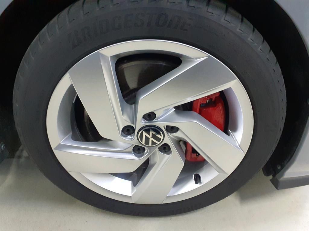 Volkswagen Golf GTI 2.0 TSI DSG PDC*Klima*NAV