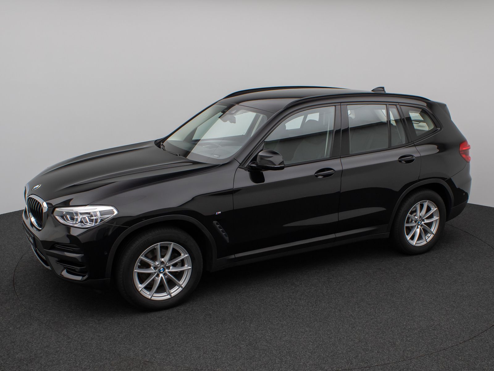 Fahrzeugabbildung BMW X3 xD20d Kamera HUD DAB H/K Leder Sport 18Zoll
