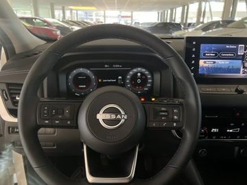 Fotografie des Nissan Qashqai 1.3 DIG-T MHEV N-Connecta