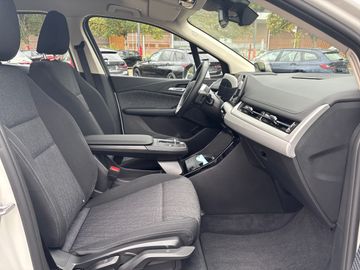 BMW 218i Head-Up DAB LED WLAN RFK Komfortzg. Shz
