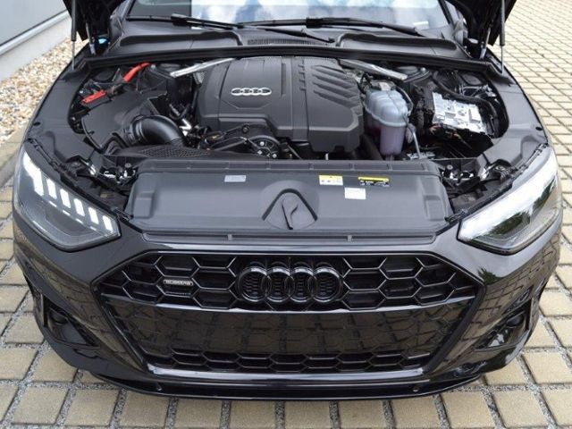 A4 Avant 45 TFSI quattro S-tronic S line COMPETI