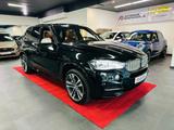 BMW X5 M50d*Pano*Stndhzg*360*SoftC*KeyL*S-Heft*HUP - BMW X5 in Essen
