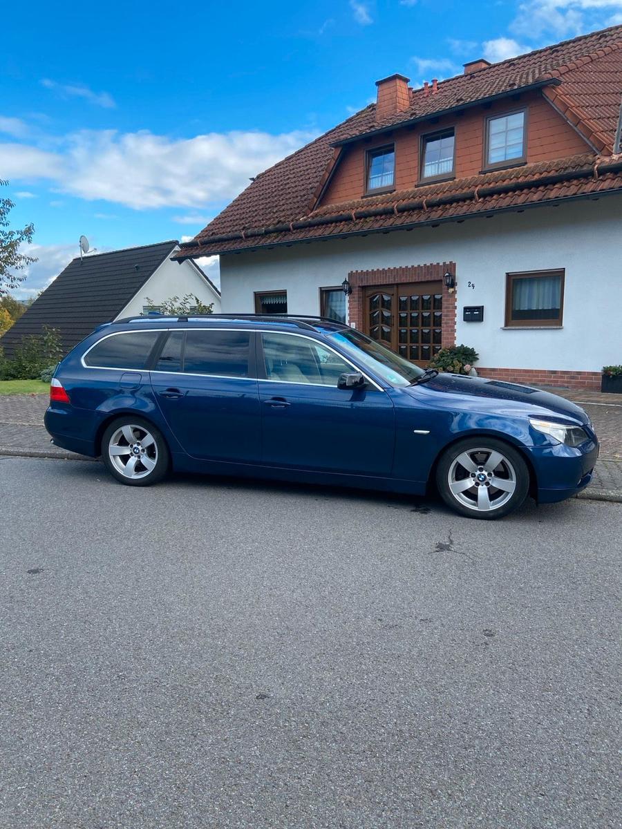 BMW 530 2004 — engine 218 HP (160kW)