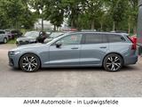Volvo V60 B4 Kombi R Design|AHK|LED|LEDER|MEM|KAM|LANE - gebrauchte Volvo V60 aus dem Jahr 2022