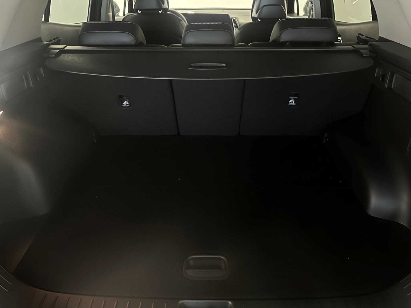 Fahrzeugabbildung Kia Sportage 1.6 T-GDI Spirit VerkehrszeichenERK LED