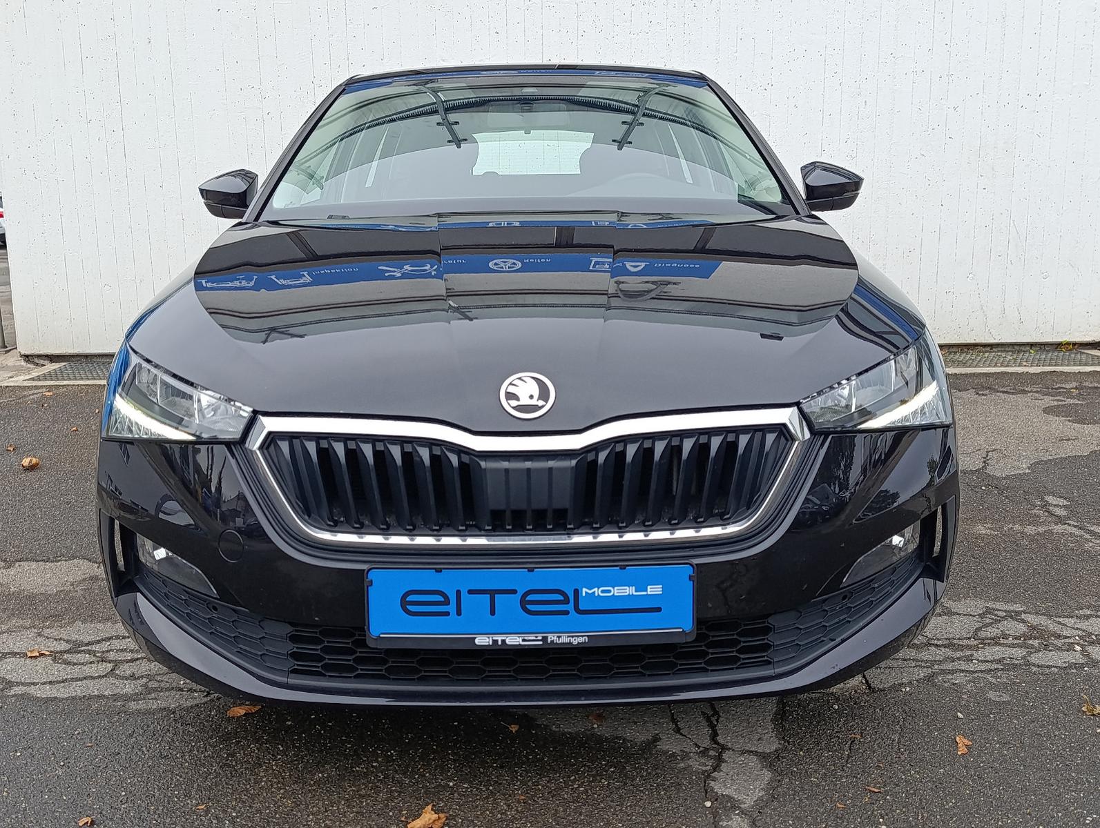 Skoda Scala Active Car Play Tempomat SHZ PDC AHK
