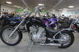 Suzuki VS 1400 Intruder 1.Hd. 60er Sitzhöhe Topzustand - GEBRAUCHT INTRUDER 1400