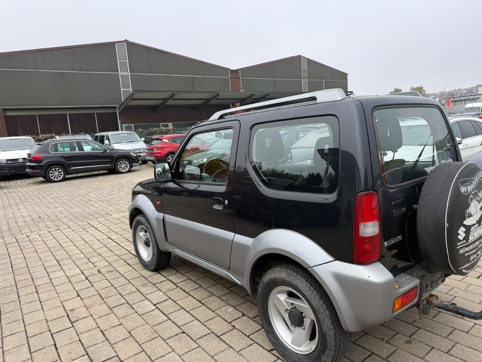 Suzuki Jimny 2004 — engine 1.328 cm³, 86 HP (63kW)