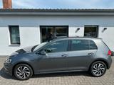 Volkswagen Golf VII Lim. Join NAVI|PDC|SITZHEIZUNG - Gebrauchtwagen in Neubrandenburg