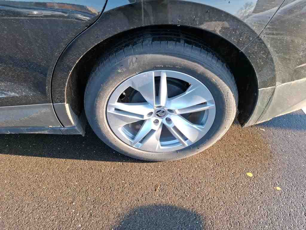 Skoda Enyaq - Bild 12