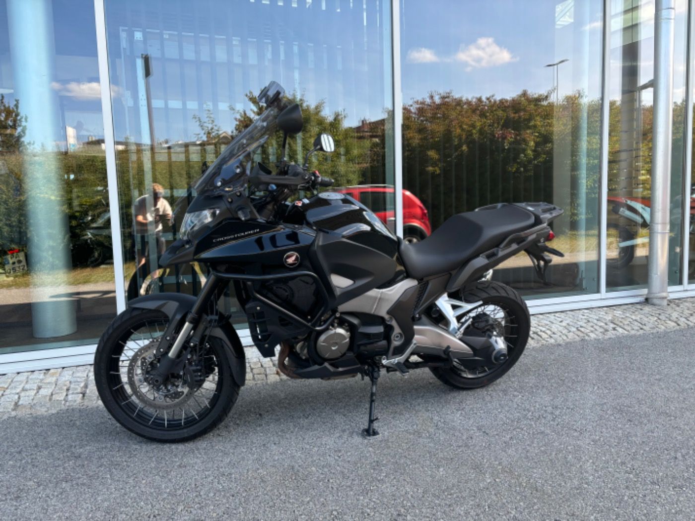 Fahrzeugabbildung Honda VFR 1200 X DCT, Windschild, Hinterradabdeckung