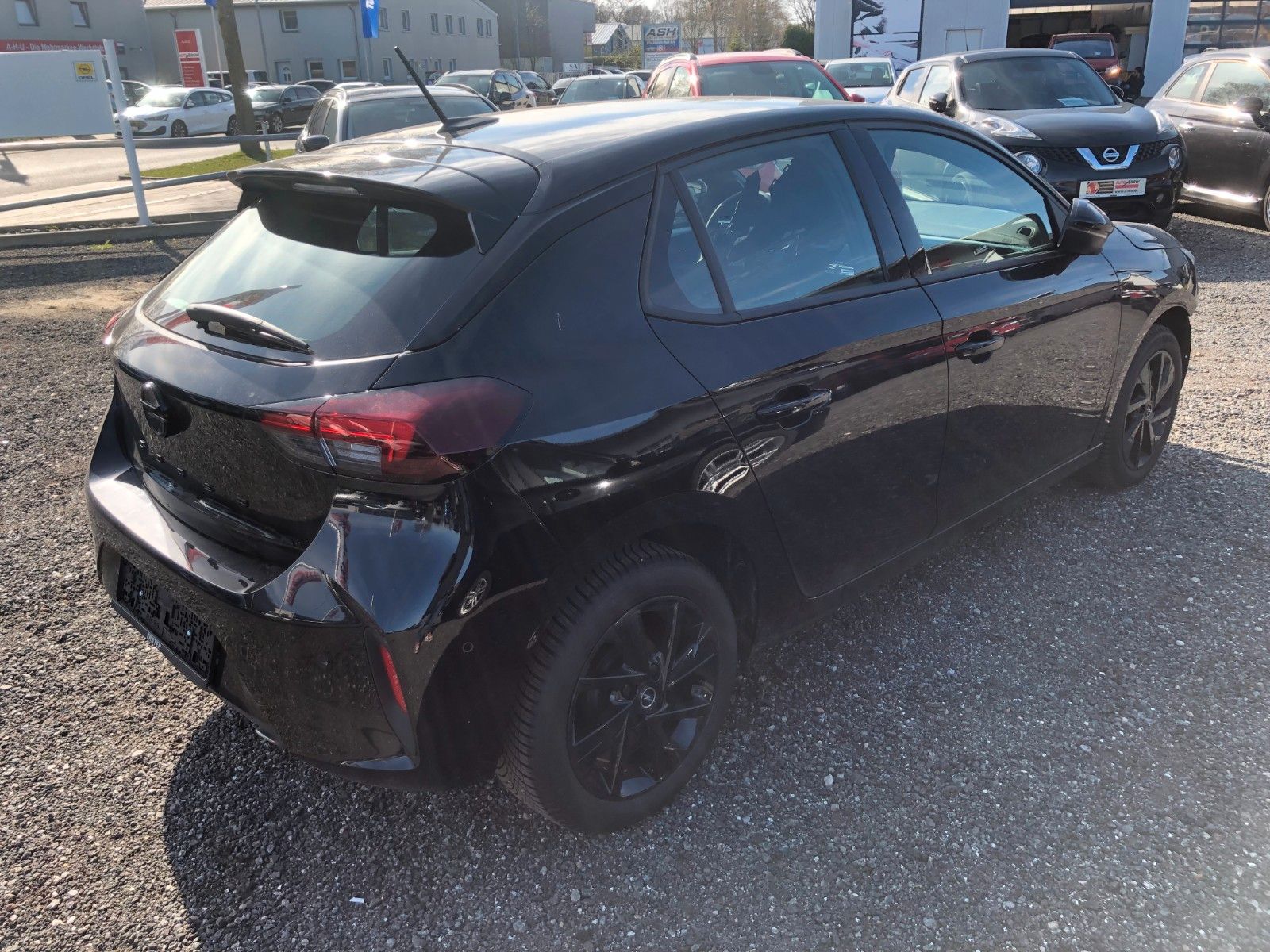 Fahrzeugabbildung Opel Corsa F GS Unfallschaden