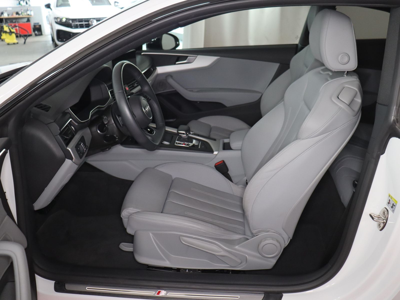 Audi A5 Coupé S-line 40TFSI quattro 379,-ohne Anzahl foto 3