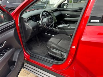 Hyundai TUCSON - 12