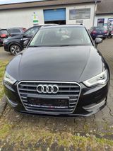 Audi A3 1.6 TDI  Sportback sehr gepflegt Xenon - Audi A3: Se TDI