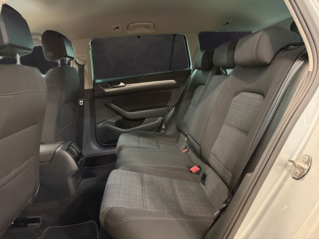 VW Passat Variant - Bild 15