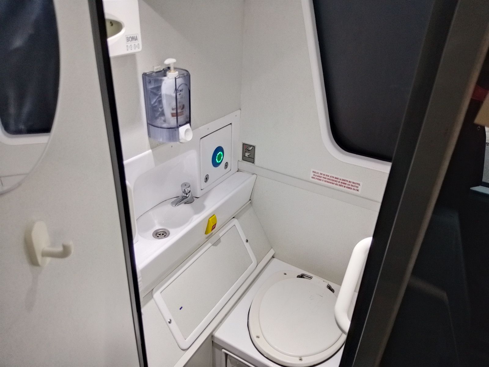 VANHOOL  2018 - Image 40 of 50