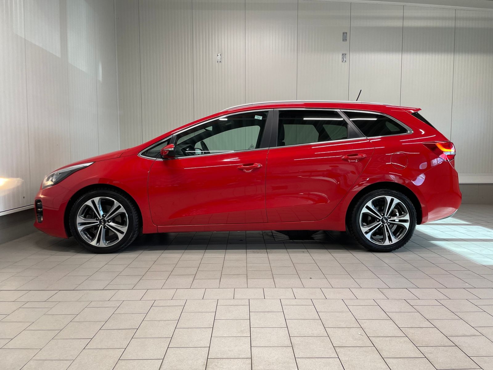 Ceed Sportswagon GT-Line 1.0 RFK TEMPOMAT NAVI