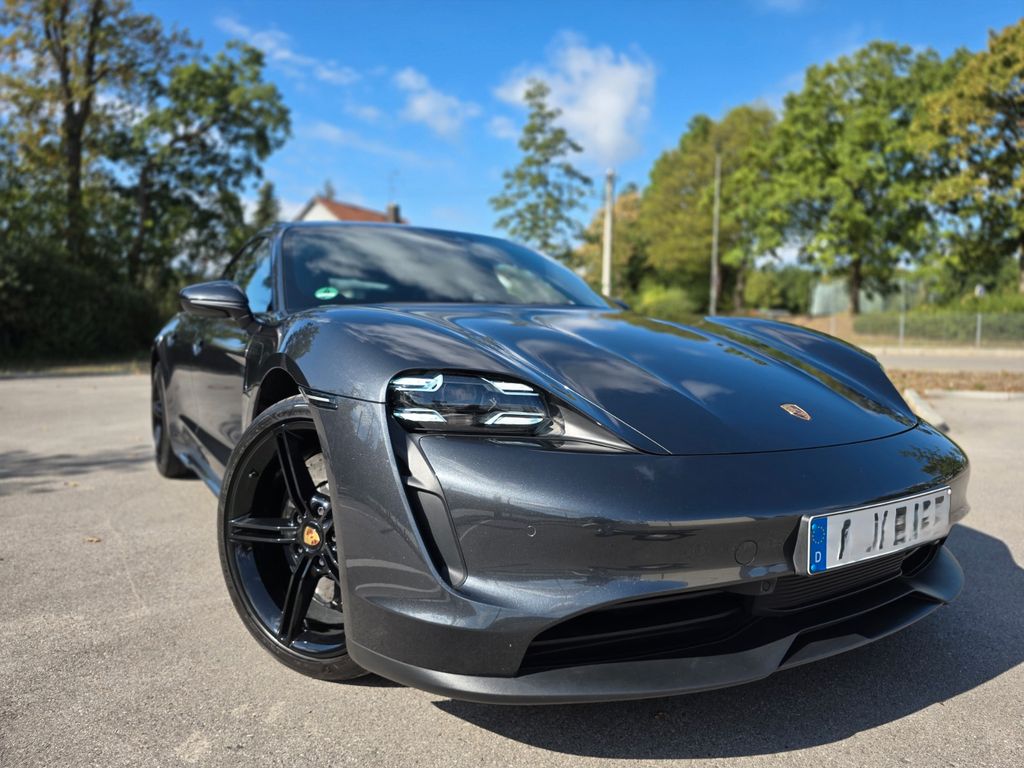 Image of Porsche Taycan