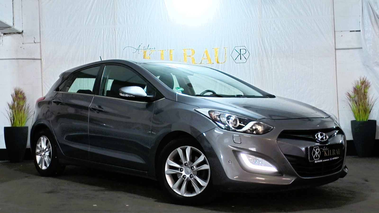 HYUNDAI i30 1.Hand Xenon, Kamera, PDC, Navi, Touch