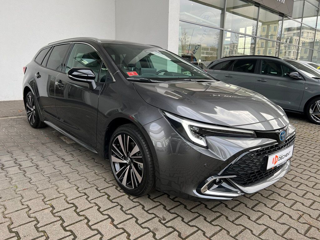 Fahrzeugabbildung Toyota Corolla Touring Sports 2.0 Hybrid Teamplayer