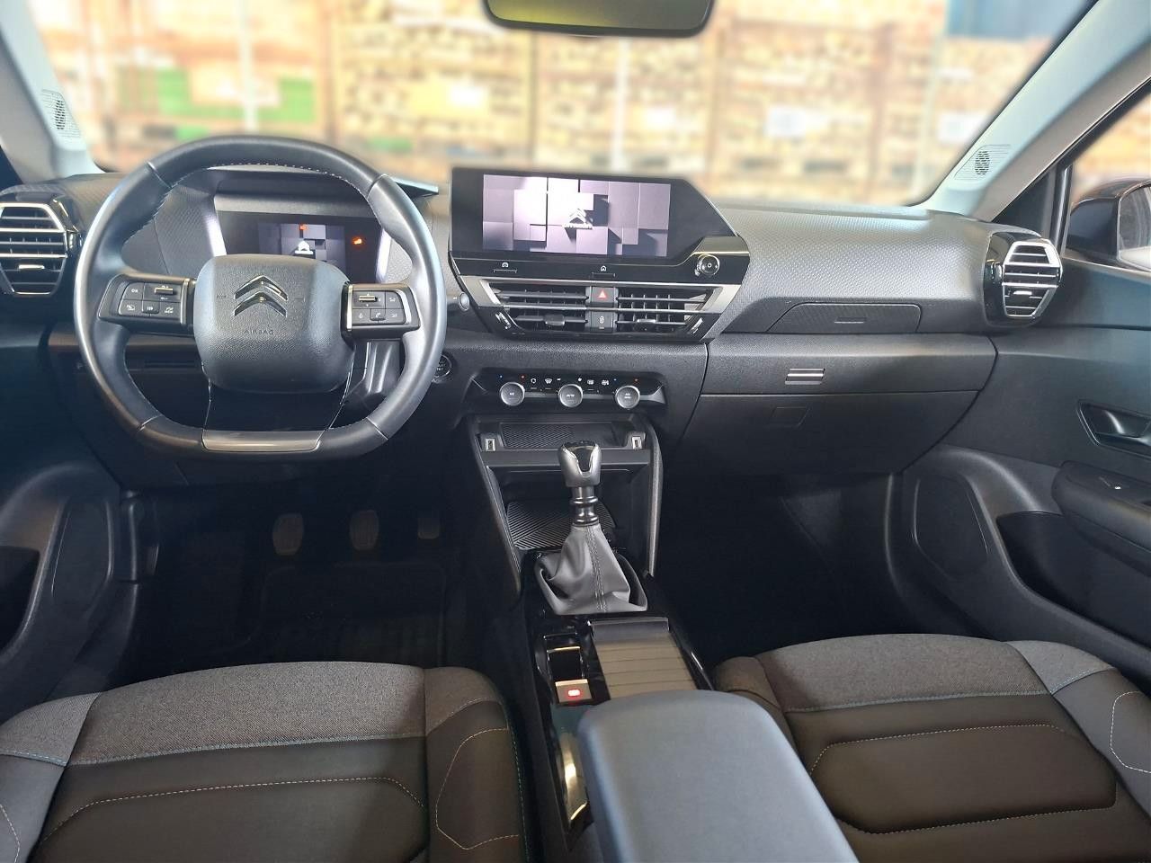 Fahrzeugabbildung Citroën C4 Lim. 1.2T SHINE NAVI/LED/KAMERA/VIRT./NEBEL