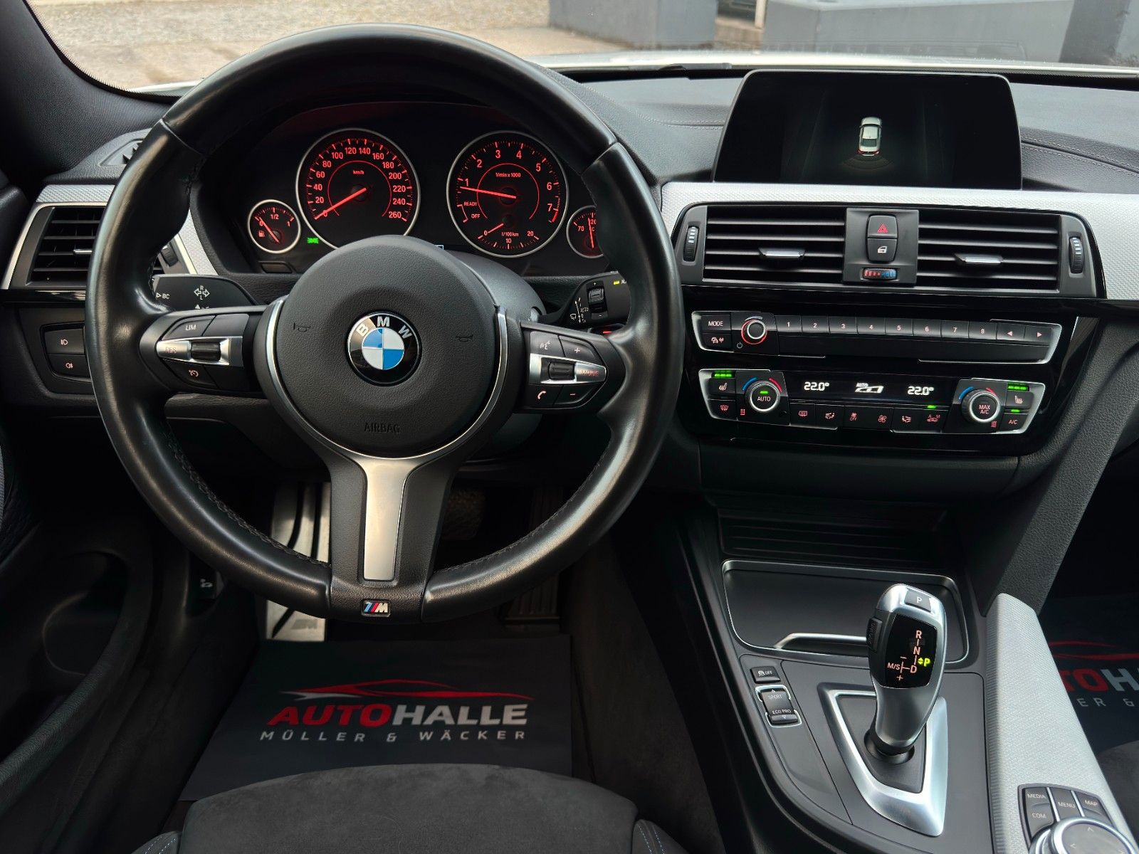 Fahrzeugabbildung BMW 430i Coupe M Sport Navi SHZ PDC Temp LED 19"