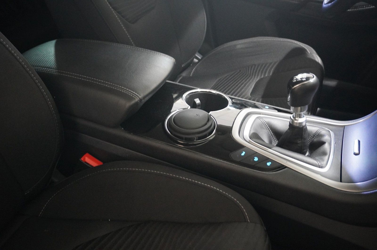 Fahrzeugabbildung Ford S-Max 2.0D TREND NAVI/LED/KAMERA/SHZ/SPORT/DAB+