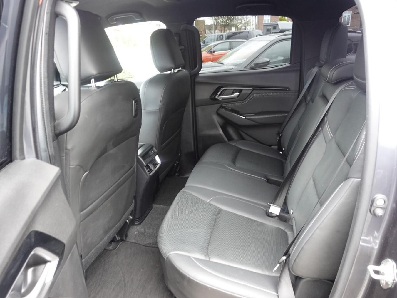 Fahrzeugabbildung Isuzu D-Max Double Cab 1,9 LSE